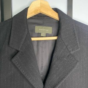 100% Cashmere Men’s business jacket by Ermenegildo Zegna size 50.